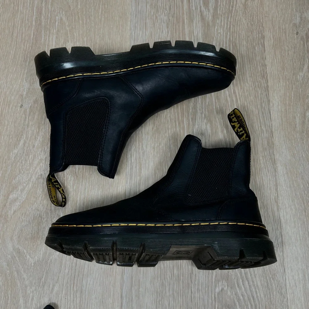 Dr. Doc Martens Air Wair Embury Black Chelsea Slip On Boot Mens 7 - Ladies 8 US
